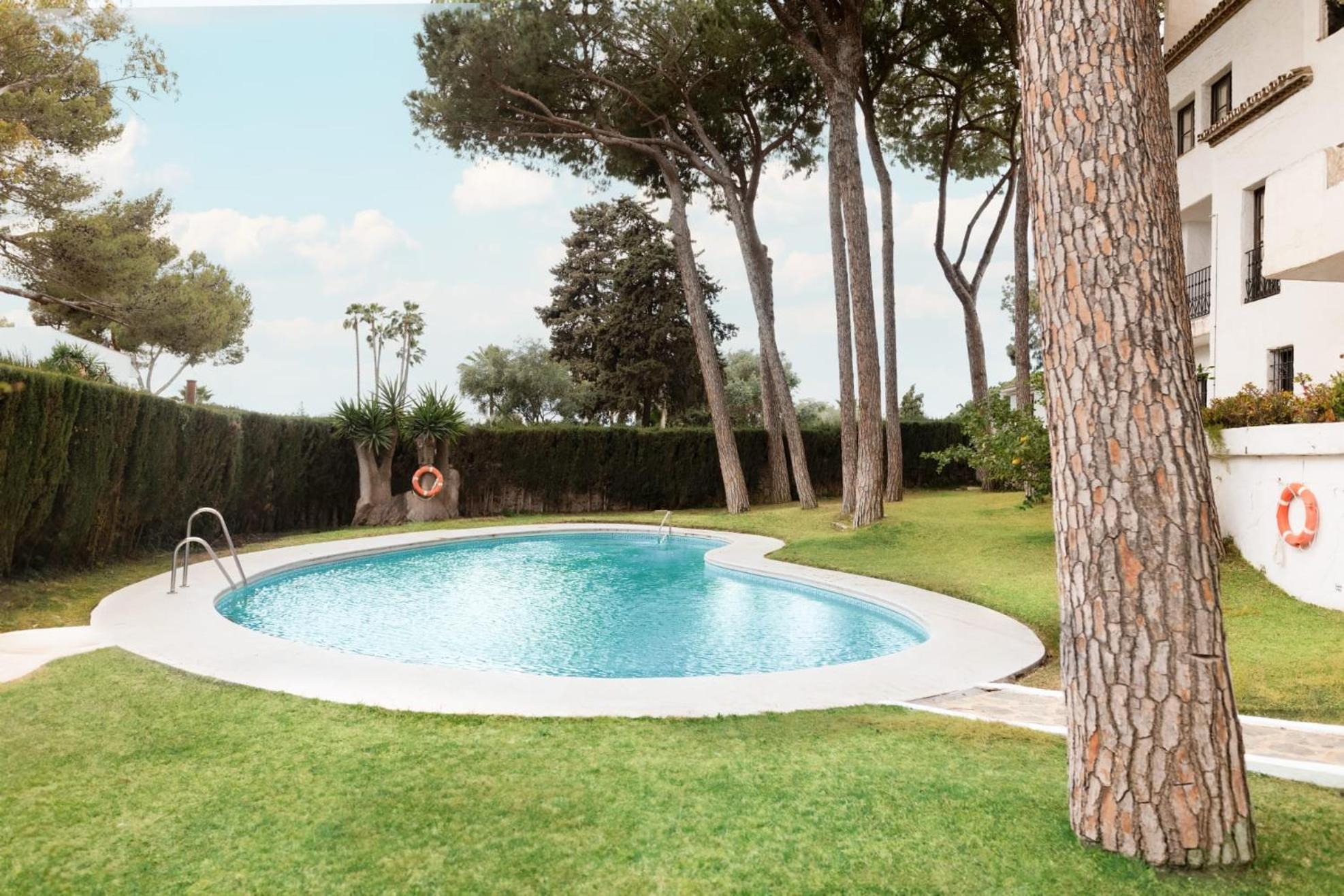 Apartment Pinos De Aloha Golf Marbella
